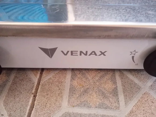 Fogão em Inox de 02 bocas marca Venax.