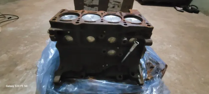 Bloco motor fiat fire 1.3 gasolina com pistões para Uno Fiorino 