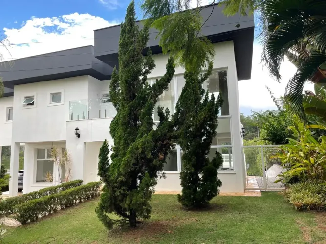 Casa de alto padrão em Condomínio Fechado 6 Quartos 12 Vagas Louveira/SP