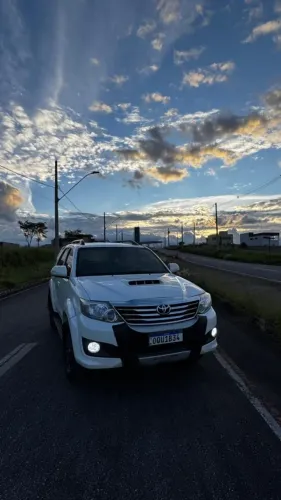 Toyota Hilux SW4 SRV D4-d 4X4 3.0 TDI Dies. AUT 2013