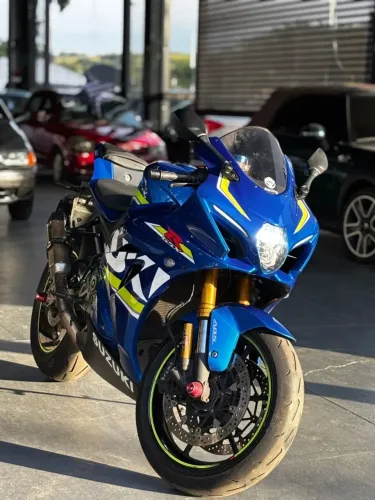 SUZUKI GSX R 1000 R baixo km