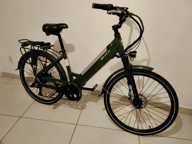 Bicicleta elétrica Blitz Soho alumínio aro 26 bateria lítio freio a disco autonomia 60km