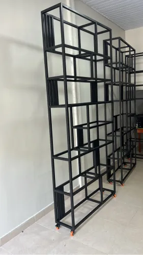 Prateleira Industrial para Loja 