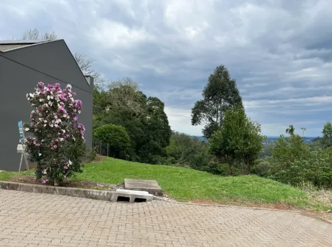 Terreno de 321,00m² em Dois Irmãos - Divisa com Morro Reuter