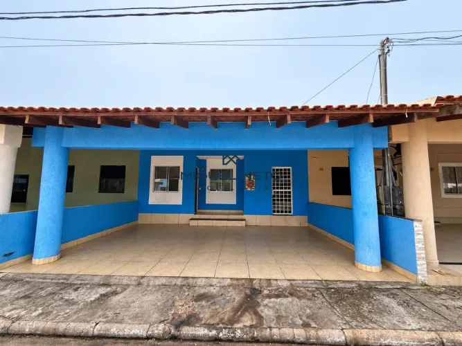 Oportunidade Casa 02 quartos condomínio Gardênia