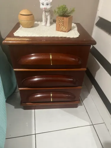 Criado mudo