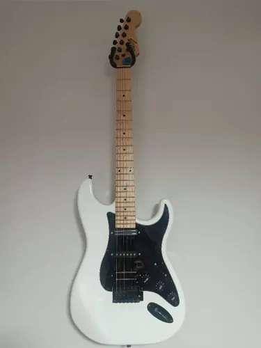 Guitarra Seven Sgt Modelo 207 - Captadores Humbucker Fleor Cerâmicos