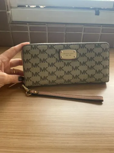 Carteira Michael Kors Original Divisões e Zíper