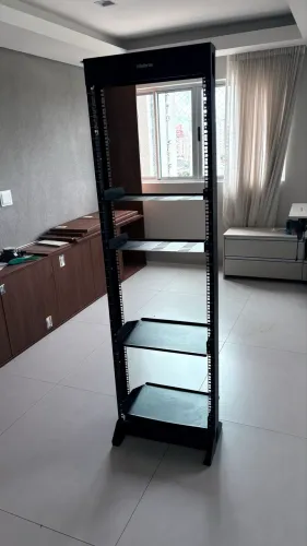 Rack Aberto Intelbras 36u com 4 bandejas