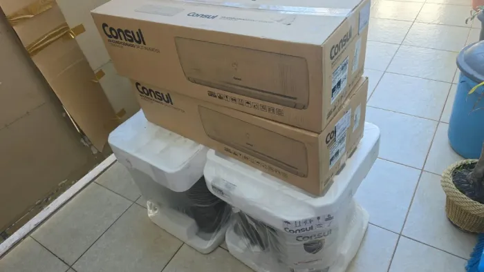 Ar condicionado 12 mil Btus BIVOLT LACRADA