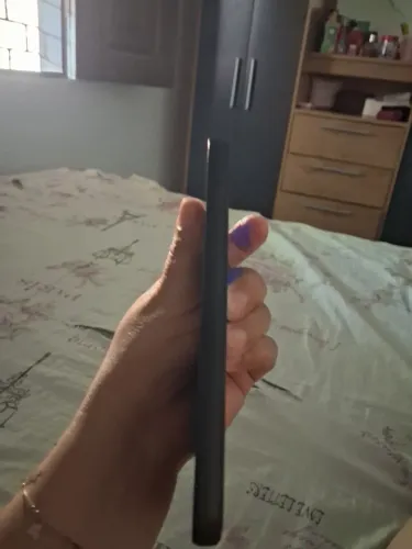 Vende-se um celular