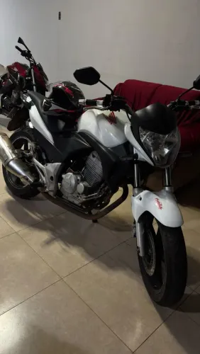 CB 300R 4MIL ABAIXO DA FIP