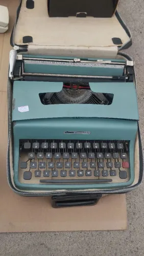 Máquina de escrever