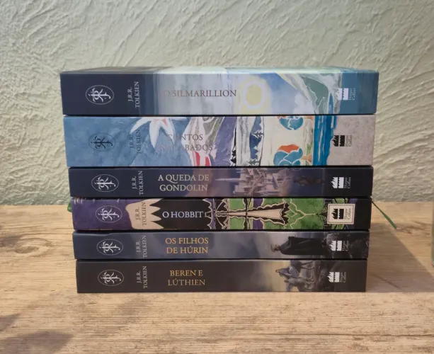 Coleção Explore a Terra-média de J.R.R Tolkien - Capa dura (Editora HarperCollins)