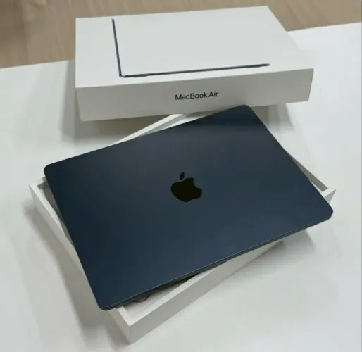 MacBook Air M4 16 ram 256 SSD Tela 13,6 Novo