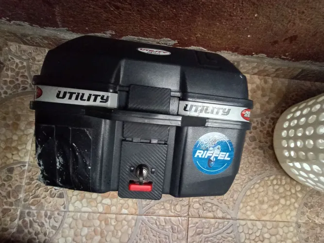 Baú 28 litros