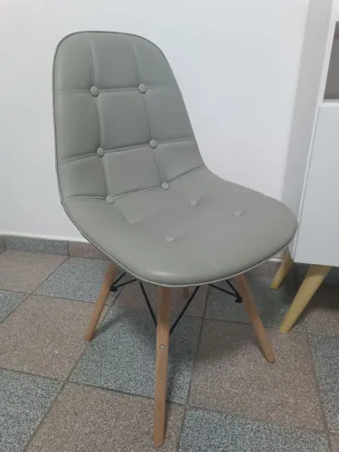 Cadeiras modernas