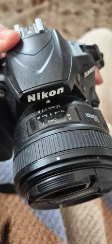 Nikon D3400
