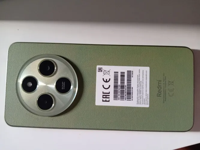 Vendo celular modelo Xiaomi redimi 14c, semi Novo sem trincos e sem arranhões único dono