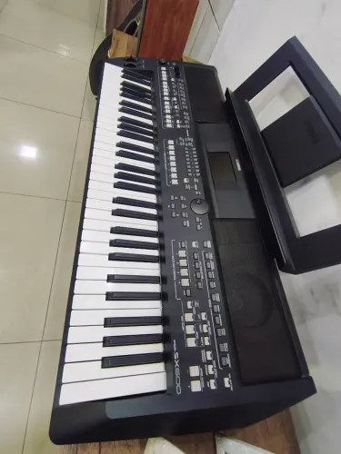 Teclado Yamaha SX600