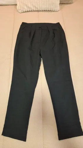 Vendo calça feminina tamanho G 