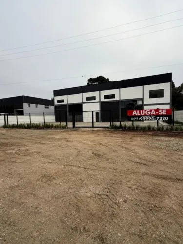 ALUGA-SE: Barracão de 936m² na BR-476 entre Araucária e Contenda.