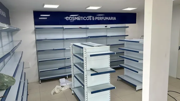 MOBILIÁRIO DE LOJA OU DROGARIA