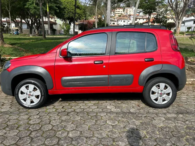 Fiat Uno WAY Celeb. 1.0 EVO Fire Flex 8V 5P 2014