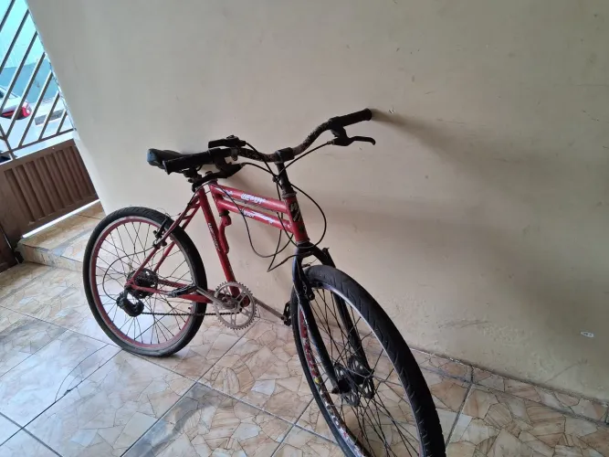 Bicicleta com articulação