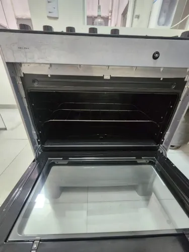Fogão Suggar Neo Max 5 Bocas com Mesa de Vidro - R$ 800
