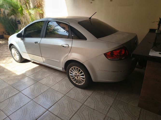 Imagem de Fiat Linea 1.9/ HLX 1.9/ 1.8 Flex 16V 4P 2010