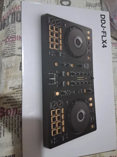 Controladora pioneer DDJ. FLX4