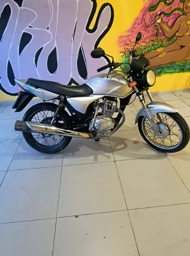 Moto Honda 150 ks
