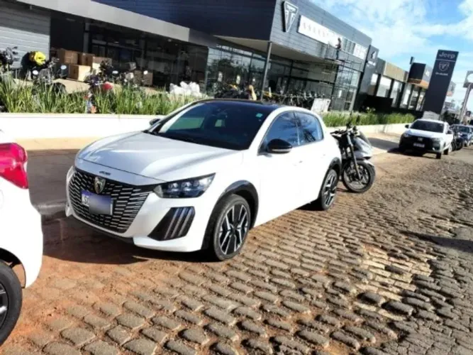 Peugeot 208 GT 1.0 Turbo Flex 5P Aut. 2025