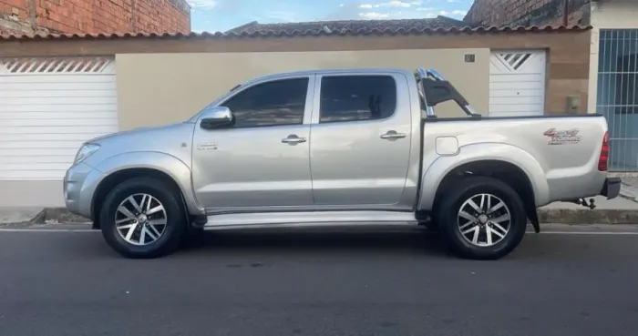 Toyota Hilux CD SRV D4-d 4X4 3.0 TDI Diesel AUT 2009