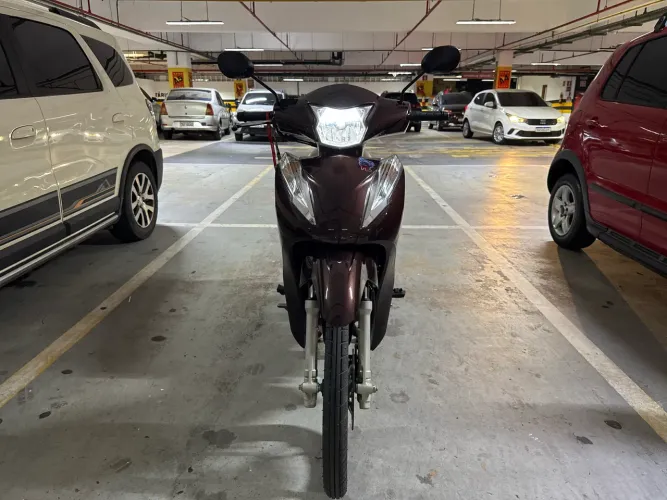 Honda Biz 125c bem novinha 2022 