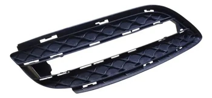 Moldura Farol Milha Esquerdo Mercedes B200 2014 2015 2016 Preta Esquerdo
