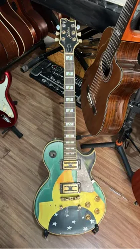 Guitarra Les Paul Golden Series Brasil