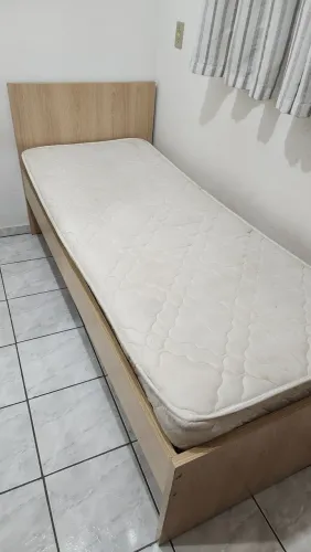 Cama de solteiro
