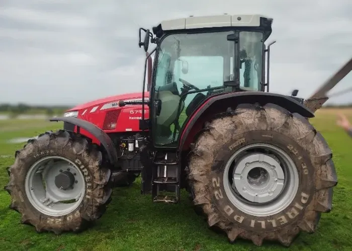 Trator Massey Ferguson 6712 ano 2019