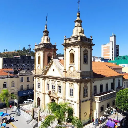 Prédio Comercial à venda em Aparecida-SP.