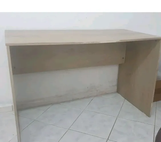 Escrivaninha/mesa
