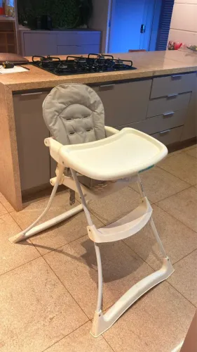Cadeirinha para bebê alimentação