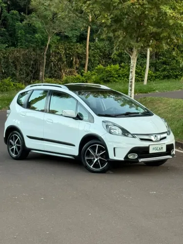 Honda Fit Twist 1.5 Flex 16V 5P Aut. 2014