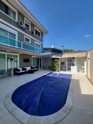 Casa com 6 suítes no Residencial Alphaville 4