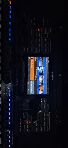 Teclado yamaha sx700