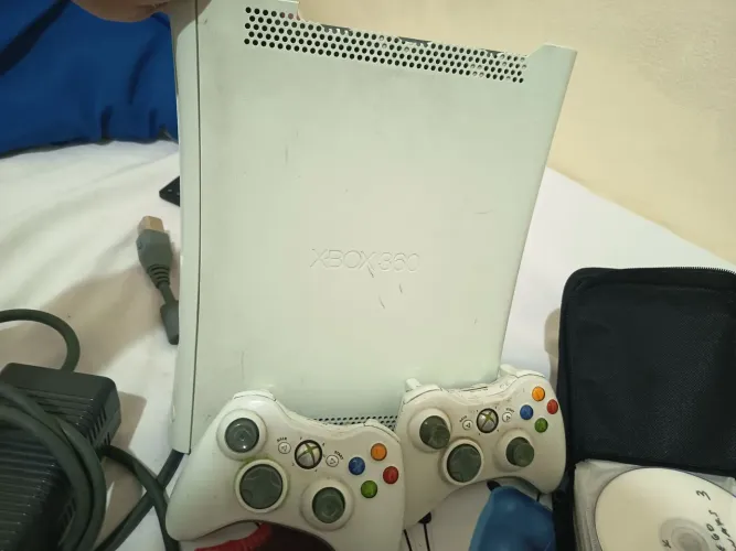 Vendo Xbox desbloqueado 