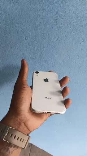 iPhone XR