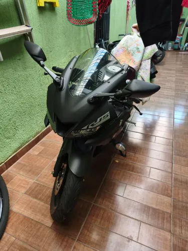R15 semi nova ZAP *