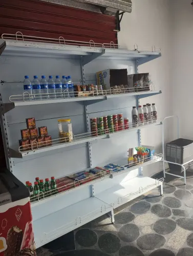 Vendo gôndolas frente unica